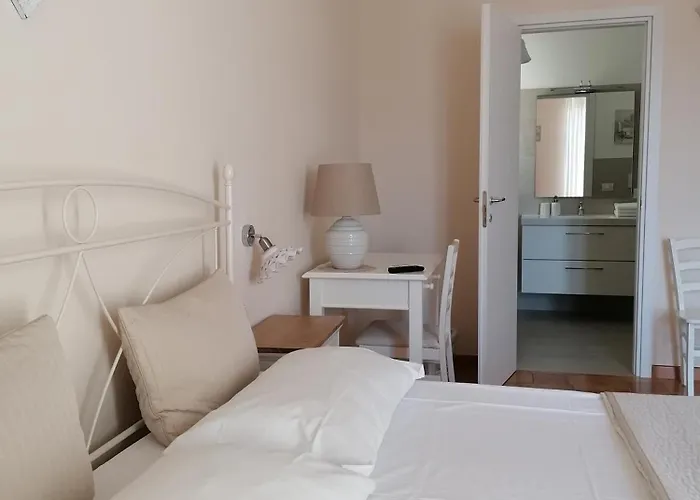 Dimora Bianca Pezze Di Greco